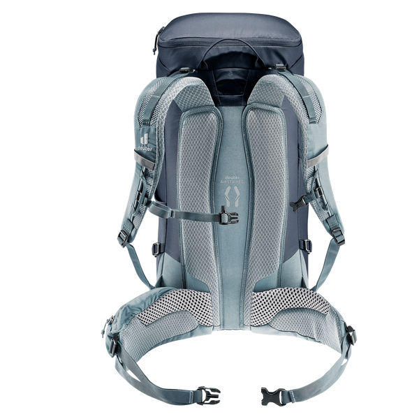 DEUTER TRAIL 30 ZAINO PER HIKING E SCALATA