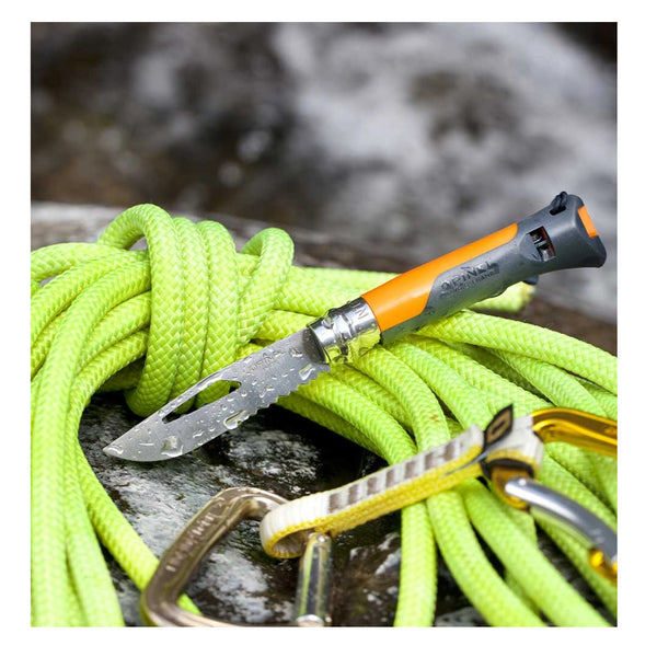 OPINEL N°8 OUTDOOR COLTELLINGO CON LAMA SEGHETTATA IN ACCIAIO INOX - DISPONIBILE IN 2 COLORI