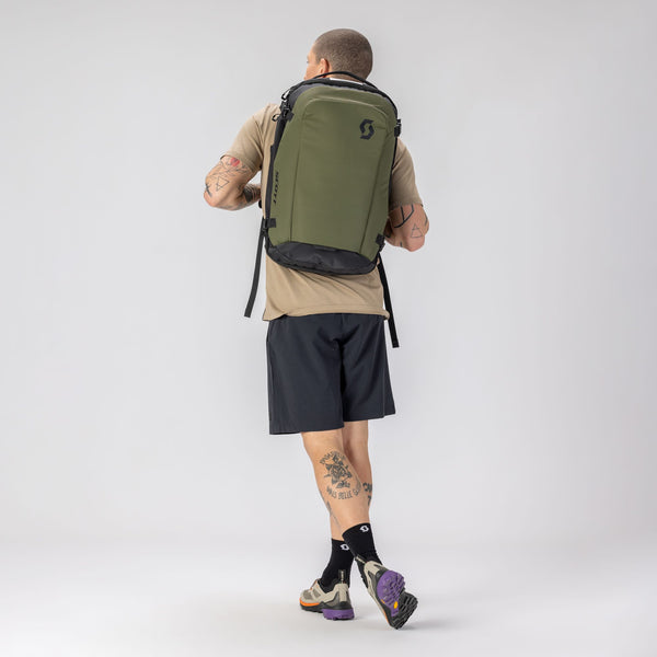 SCOTT ZAINO GEAR 40