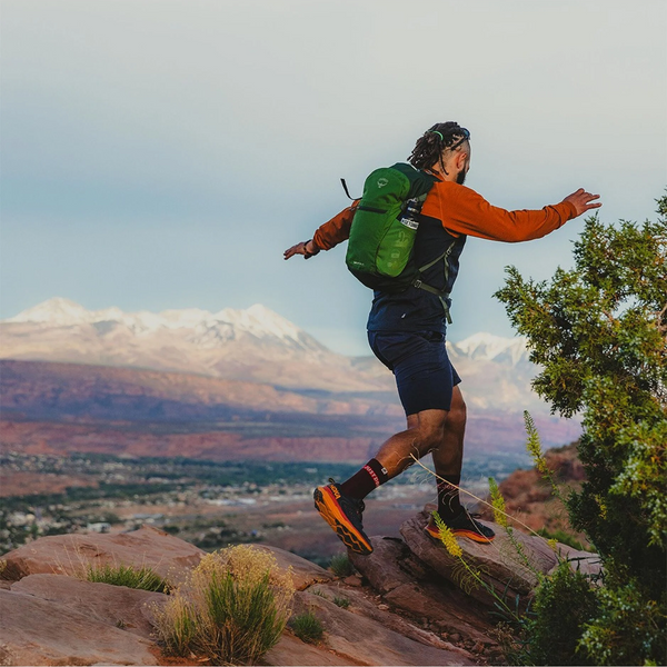 OSPREY DAYLITE PLUS ZAINO 2O LITRI HIKING LEGGERI/URBAN E LIFESTYLE - DISPONIBILE IN 3 COLORI