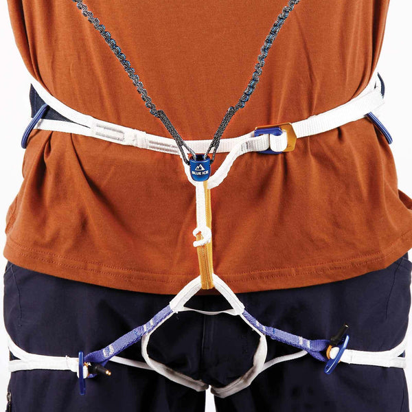 BLUE ICE HYDRA LEASH ULTRALEGGERA CON DOPPIO MOSCHETTONE