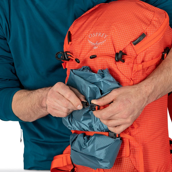 OSPREY MUTANT 22 ZAINO DA ARRAMPICATA UNISEX LEGGERO 22 LITRI - Colore Mars Orange