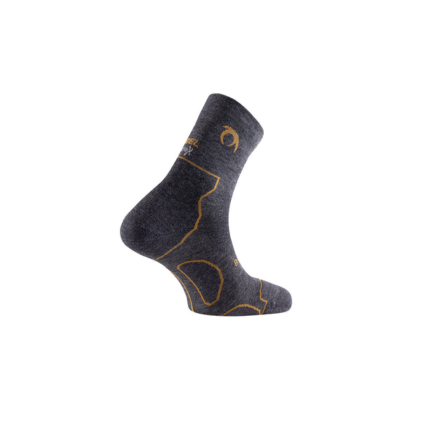 LURBEL TAIGA FOUR CALZE UNISEX TECNICHE E TRASPIRANTI IN LANA MERINO PER TREKKING E LUNGHI CAMMINI
