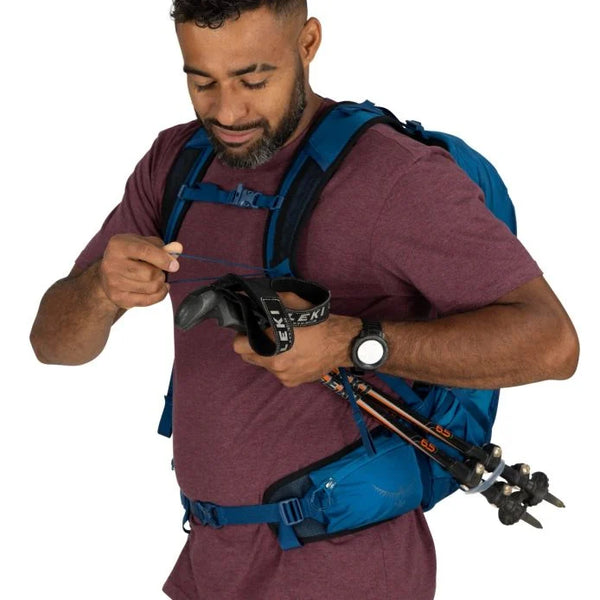OSPREY TALON 11 ZAINO 11 LITRI LEGGERO E VERSATILE IDEALE PER TREKKING E BIKE