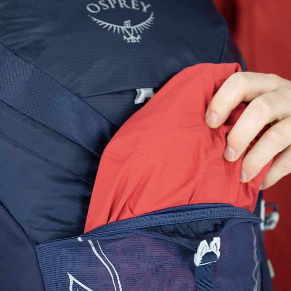 OSPREY TALON 26 ZAINO TECNICO E VERSATILE DA 26 LITRI PER TREKKING/BIKE - DISPONIBILE IN 4 COLORI