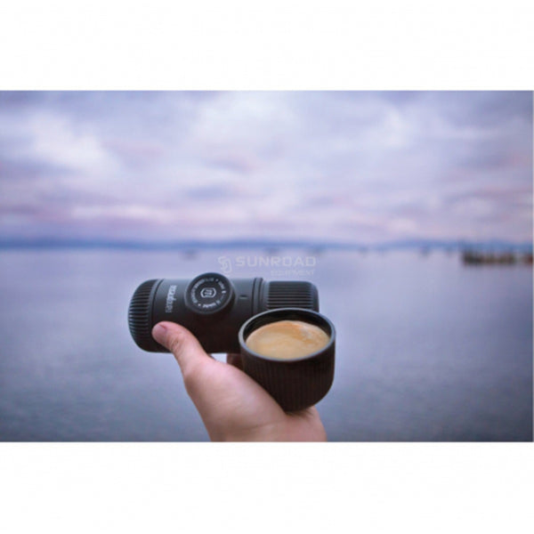 WACACO NANOPRESSO MACCHINA PER ESPRESSO PORTATILE E COMPATTA