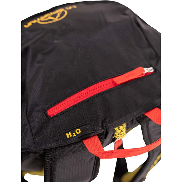 LA SPORTIVA X-CURSION BACKPACK ZAINO 28 LITRI COMODO E VERSATILE DA HIKING/TREKKING