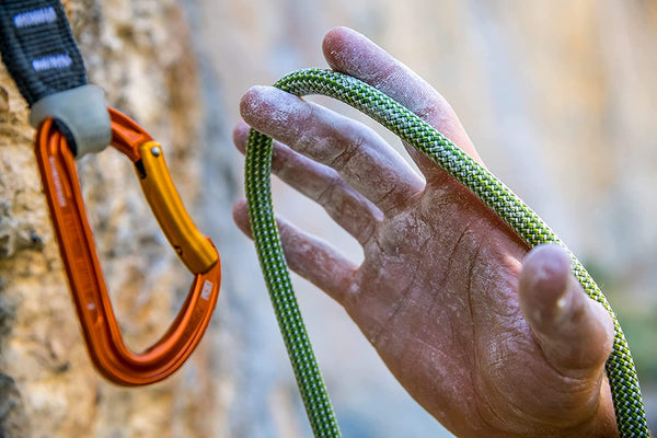 PETZL CONTACT 9.8 mm Corda singola 70 metri leggera con diametro da 9,8 mm per arrampicata indoor e in falesia - Disponibile in 2 misure