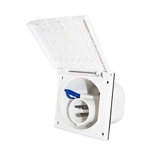 HABA PRESA ESTERNA CAMPER CEE 230V 105 x 105 mm