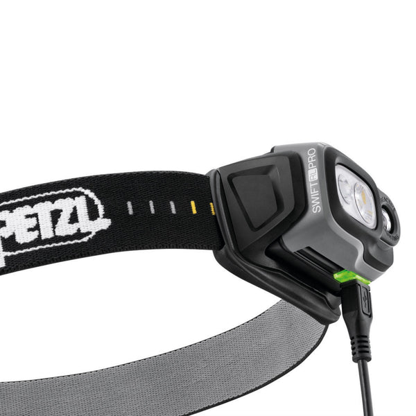 PETZL SWIFT RL PRO - LAMPADA FRONTALE POTENTE 900 LUMENS