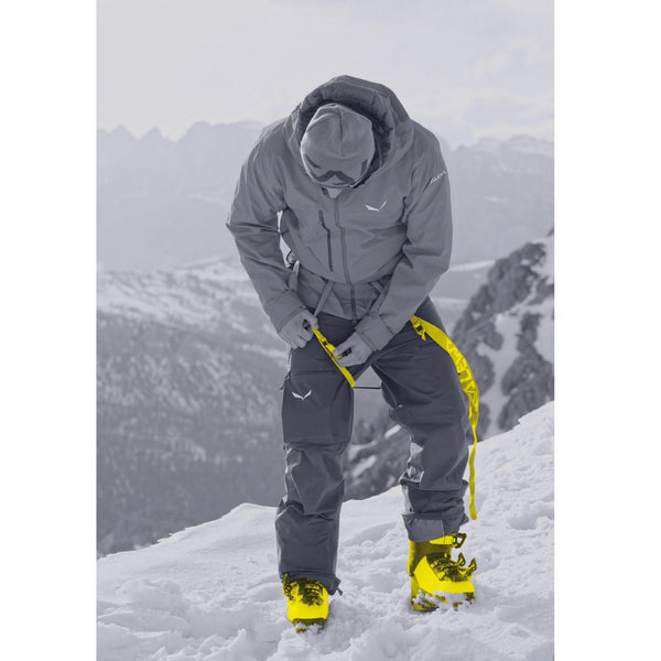 SALEWA ORTLES Imbrago leggero e minimalista per lo scialpinismo, l'escursionismo su ghiacciaio e l'alpinismo ad alta quota.